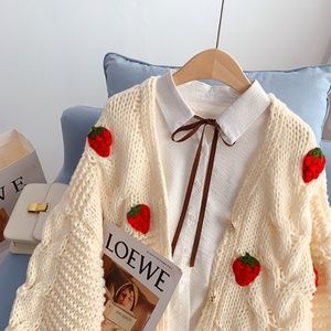 NEW Chunky knit 3D strawberry sweater S M Anthropology Harajuku style